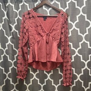 Daytrip Floral Lace Peplum Blouse - Coral